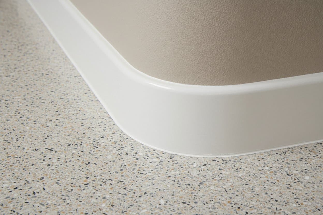Clean line where flake blend meets another.